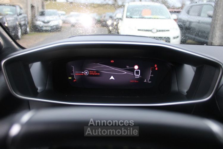 Peugeot 208 III GT PACK BLUEHDI 100 BOITE 6V DIESEL TOIT PANO CAMÉRA GPS MI CUIR ABS FULL LEDS - <small></small> 21.500 € <small>TTC</small> - #13