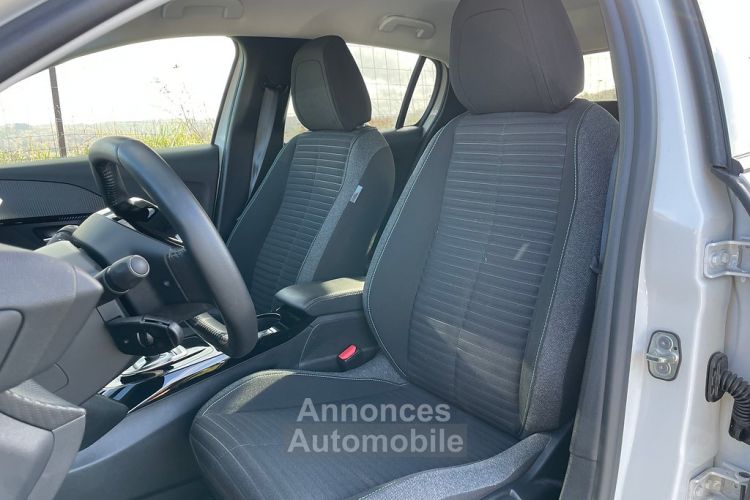 Peugeot 208 NOUVELLE E-208 136ch STYLE - <small></small> 18.990 € <small>TTC</small> - #10