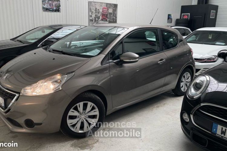 Peugeot 208 Peuteot 1.2 essence kit distribution a jour CRITAIR 1 - <small></small> 6.450 € <small>TTC</small> - #4