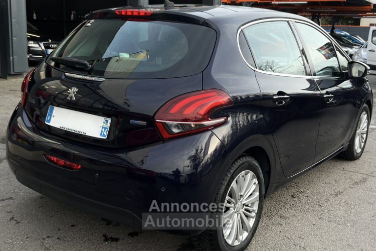 Peugeot 208 PHASE 2 ALLURE 1.2 110 Cv BOITE AUTO GPS TOIT PANO CAMERA APPLE CARPLAY - GARANTIE 1 AN - <small></small> 10.670 € <small>TTC</small> - #3