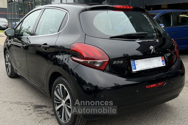 Peugeot 208 PHASE 2 ALLURE 1.2 82 Cv GPS APPLE CARPLAY & ANDROID CRIT AIR 1 5 PORTES - GARANTIE 1 AN - <small></small> 8.670 € <small>TTC</small> - #3