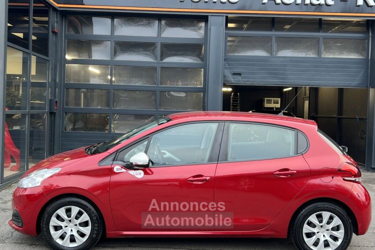 Peugeot 208 PHASE 2 LIKE 1.2 68 Cv REGULATEUR LIMITEUR BLUETOOTH 54 700 Kms CRIT AIR 1 Garantie 1 an - <small></small> 7.970 € <small>TTC</small> - #6