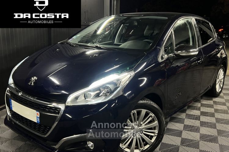 Peugeot 208 PHASE 2 SIGNATURE 1.2 82 APPLE CARPLAY & ANDROID CAMERA RECUL CRIT AIR 1 - GARANTIE 1 AN - <small></small> 9.970 € <small>TTC</small> - #1