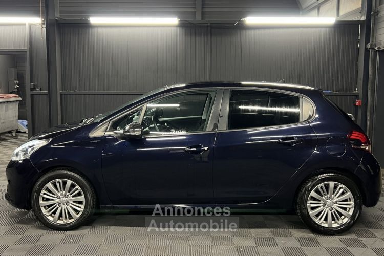 Peugeot 208 PHASE 2 SIGNATURE 1.2 82 APPLE CARPLAY & ANDROID CAMERA RECUL CRIT AIR 1 - GARANTIE 1 AN - <small></small> 9.970 € <small>TTC</small> - #5