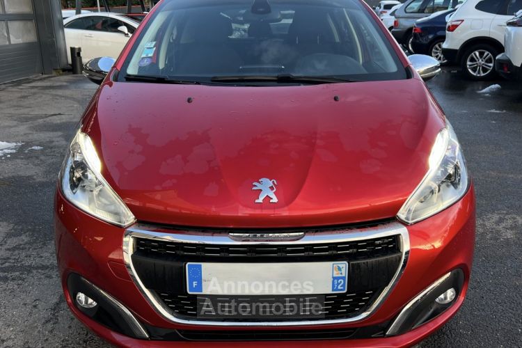 Peugeot 208 PHASE 2 SIGNATURE 1.2 82 Cv 1ERE MAIN / APPLE CAPRLAY & ANDROID AUTO - GARANTIE 1 AN - <small></small> 9.970 € <small>TTC</small> - #2