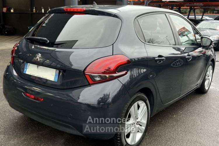 Peugeot 208 PHASE 2 STYLE 1.2 82 Cv 5 PORTES ECRAN TACTILE REGULATEUR CRIT AIR 1 - GARANTIE 1 AN - <small></small> 8.870 € <small>TTC</small> - #2