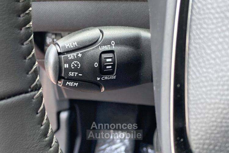 Peugeot 208 PureTech 100 ALLURE PACK GPS 10 Caméra ADML SC - <small></small> 18.970 € <small>TTC</small> - #21