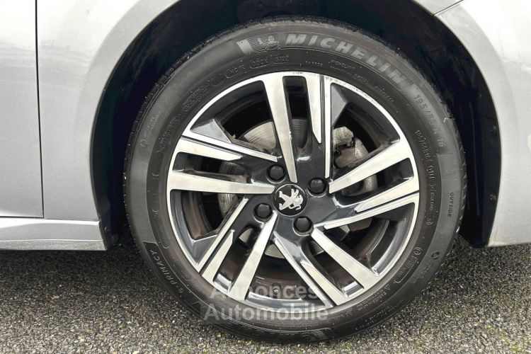 Peugeot 208 PureTech 100 S&S EAT8 Allure Pack - <small></small> 16.480 € <small>TTC</small> - #32