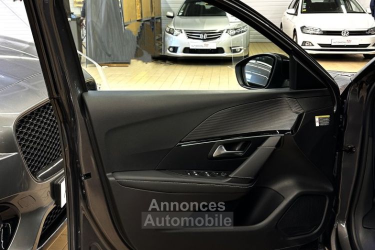 Peugeot 208 PureTech 100 S&S EAT8 GT - <small></small> 22.490 € <small>TTC</small> - #33