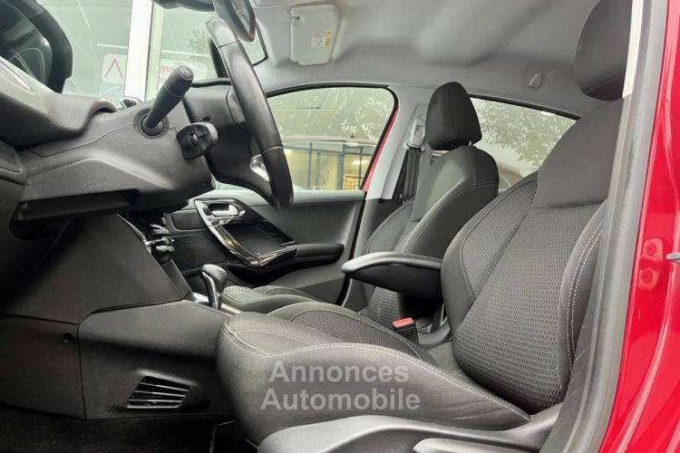 Peugeot 208 PureTech 110ch S&S EAT6 Allure - <small></small> 10.990 € <small>TTC</small> - #4