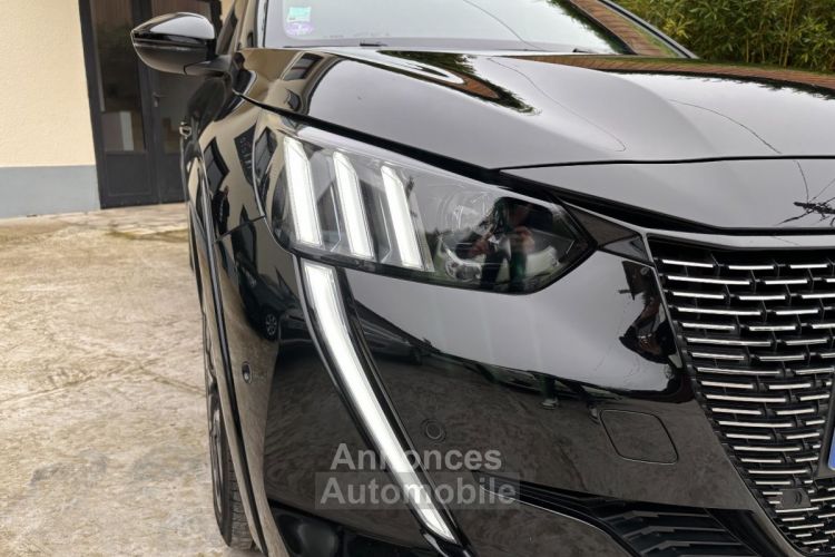 Peugeot 208 PureTech 130 SS EAT8 GT - <small></small> 18.990 € <small>TTC</small> - #42