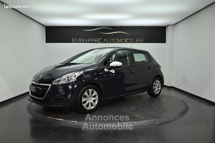 Peugeot 208 PureTech 68ch BVM5 Like - <small></small> 8.990 € <small>TTC</small> - #1