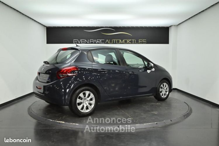 Peugeot 208 PureTech 68ch BVM5 Like - <small></small> 8.990 € <small>TTC</small> - #2