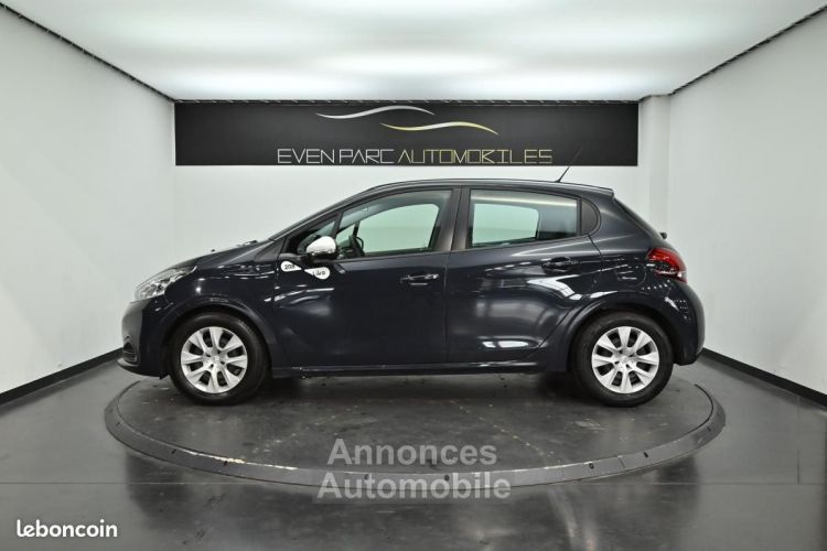 Peugeot 208 PureTech 68ch BVM5 Like - <small></small> 8.990 € <small>TTC</small> - #3