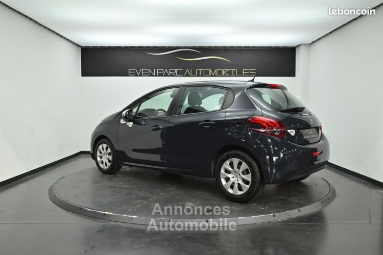 Peugeot 208 PureTech 68ch BVM5 Like - <small></small> 8.990 € <small>TTC</small> - #5