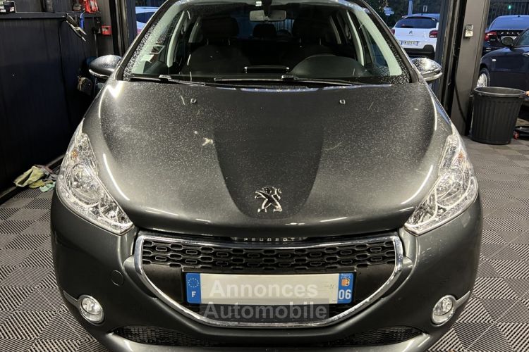 Peugeot 208 STYLE 1.2 82 Cv ECRAN TACTILE GPS BLUETOOTH REGULATEUR 22 400 Kms - Garantie 1 an - <small></small> 8.970 € <small>TTC</small> - #2