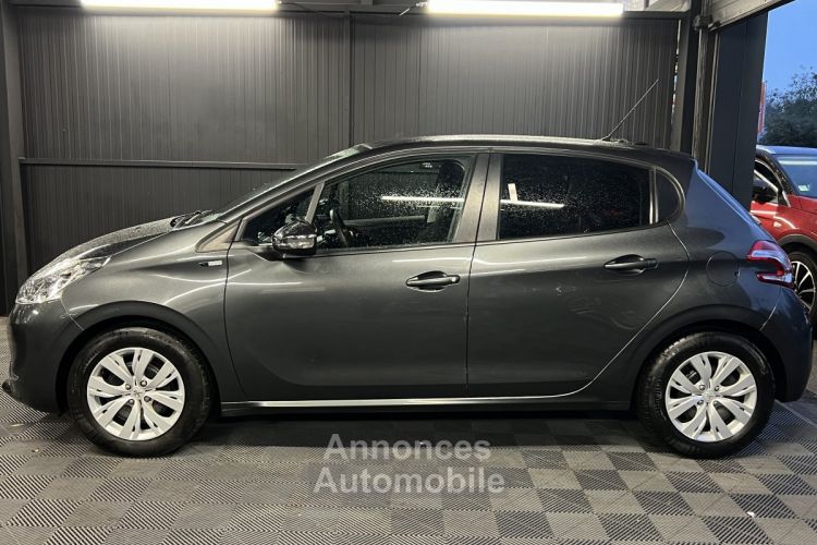 Peugeot 208 STYLE 1.2 82 Cv ECRAN TACTILE GPS BLUETOOTH REGULATEUR 22 400 Kms - Garantie 1 an - <small></small> 8.970 € <small>TTC</small> - #5