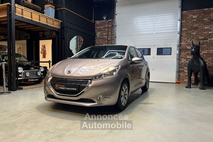 Peugeot 208 STYLE 1.2 VTi 82 cv BVM5 - <small></small> 7.990 € <small>TTC</small> - #1