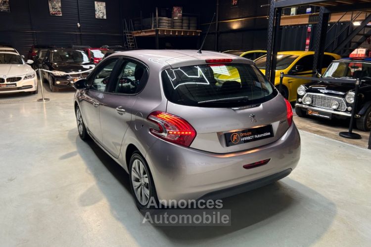 Peugeot 208 STYLE 1.2 VTi 82 cv BVM5 - <small></small> 7.990 € <small>TTC</small> - #4