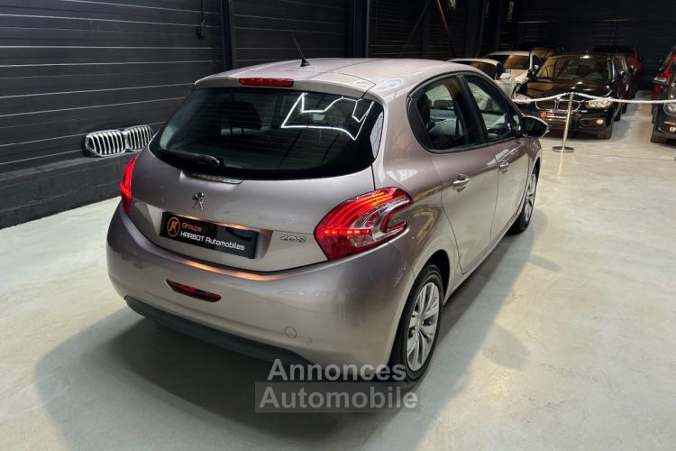 Peugeot 208 STYLE 1.2 VTi 82 cv BVM5 - <small></small> 7.990 € <small>TTC</small> - #6