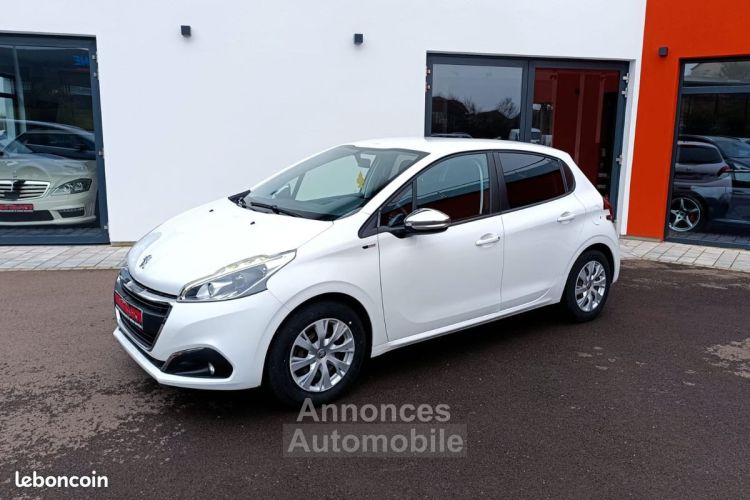 Peugeot 208 Style Phase 1.2 VTi 12V 82ch - <small></small> 5.890 € <small>TTC</small> - #3