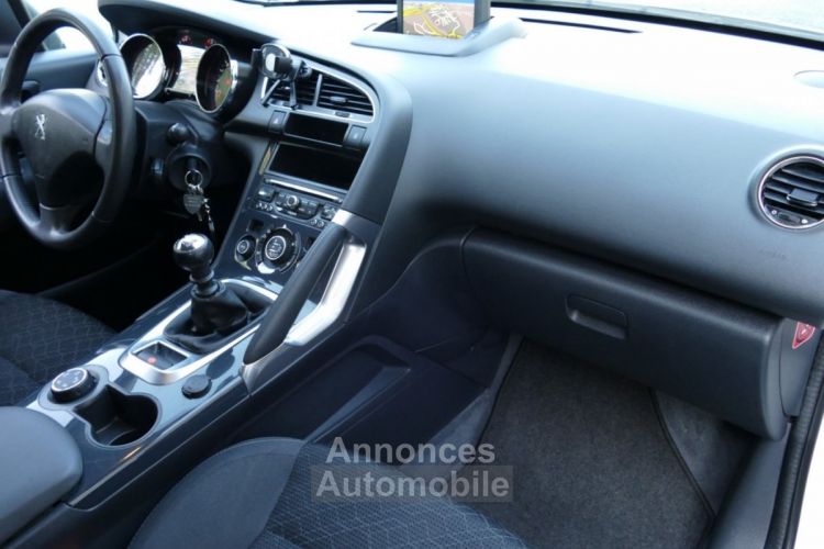 Peugeot 3008 1.2 130 Ch ACTIVE BVM6 GPS - <small></small> 9.990 € <small>TTC</small> - #15