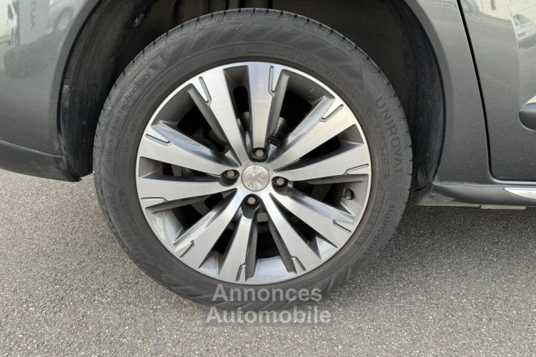 Peugeot 3008 1.2 130ch Style - <small></small> 9.990 € <small>TTC</small> - #27