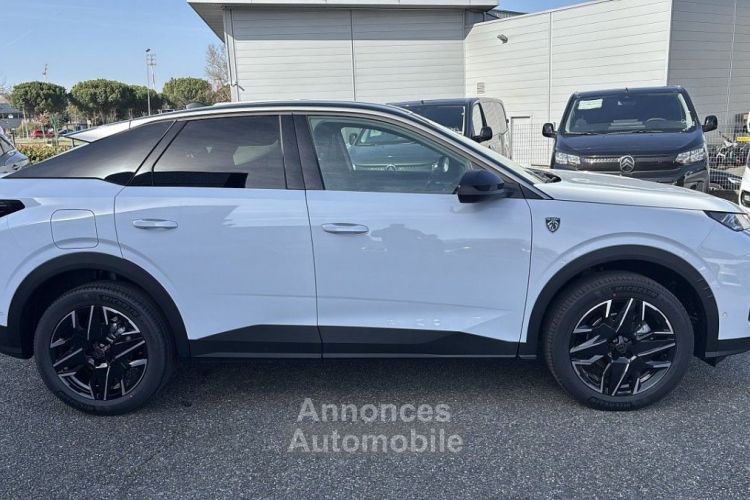 Peugeot 3008 1.2 HYBRID 136CH GT E-DCS6 - <small></small> 36.990 € <small>TTC</small> - #8