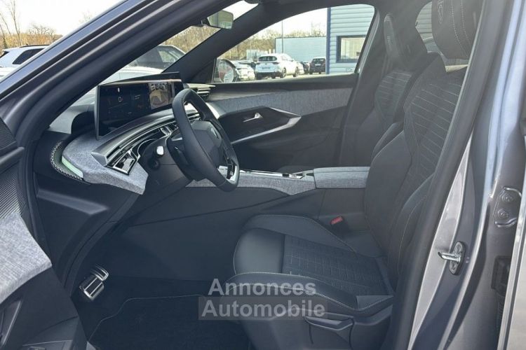 Peugeot 3008 1.2 HYBRID 136CH GT E-DCS6 - <small></small> 36.990 € <small>TTC</small> - #11