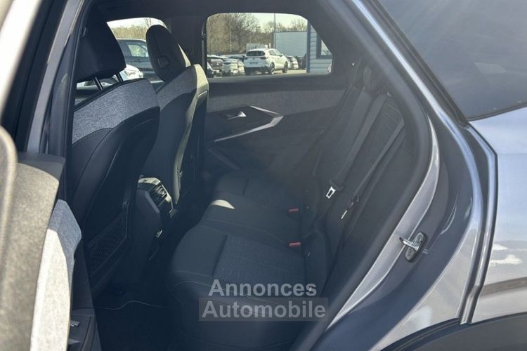 Peugeot 3008 1.2 HYBRID 136CH GT E-DCS6 - <small></small> 36.990 € <small>TTC</small> - #12