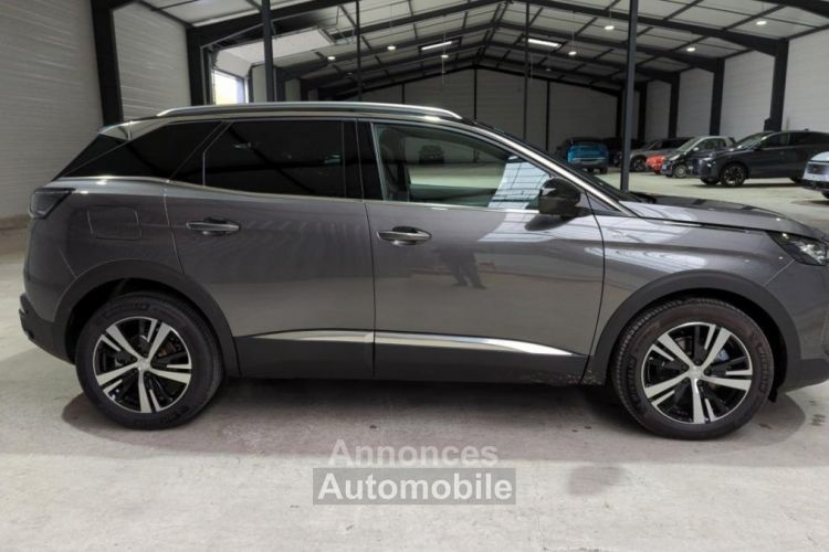 Peugeot 3008 1.2 HYBRID 136CV E-DCS6 GT + PACK CITY 2 + TOIT PANO GRIS PLATINIUM / TOIT NOIR - <small></small> 31.190 € <small>TTC</small> - #3