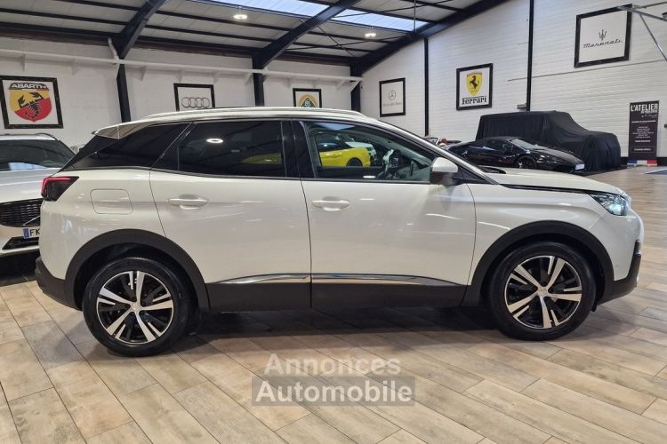 Peugeot 3008 1.2 PURETECH 130 ALLURE / TOIT PANORAMIQUE / RAPPEL COURROIE OK - <small></small> 16.990 € <small>TTC</small> - #23