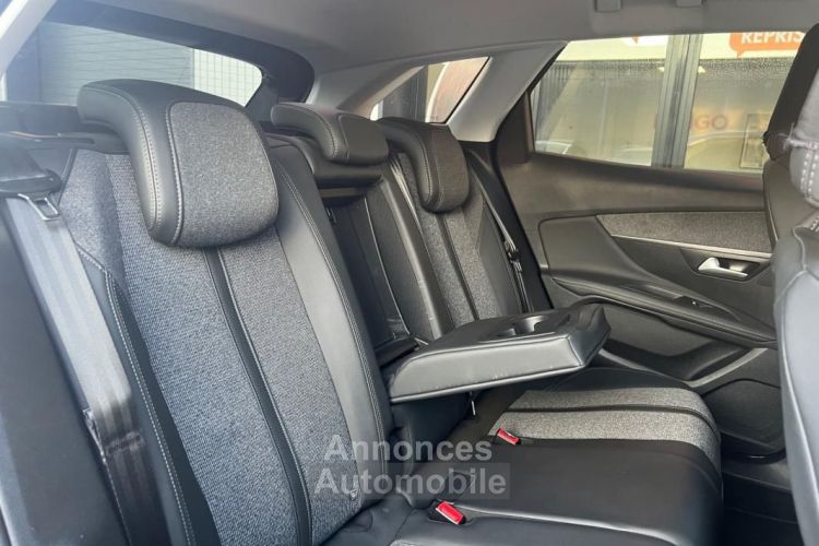 Peugeot 3008 1.2 puretech 130CH ALLURE APPLE CARPLAY + CAMERA DE RECUL COURROIE NEUVE - <small></small> 13.980 € <small>TTC</small> - #11