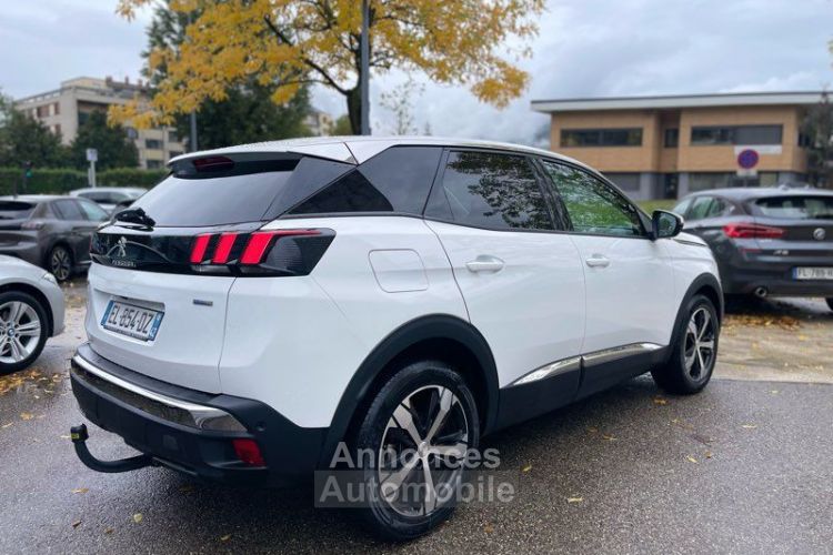 Peugeot 3008 1.2 PureTech 130ch Allure Grip Control Attelage - <small></small> 15.990 € <small>TTC</small> - #4