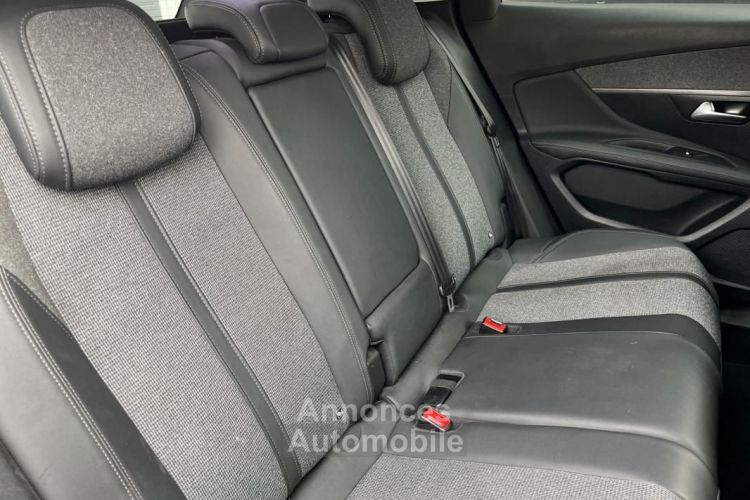 Peugeot 3008 1.2 puretech 130CH ALURE BUSINESS COURROIE NEUVE APPLE CARPLAY CAMERA DE RECUL - <small></small> 16.500 € <small>TTC</small> - #17