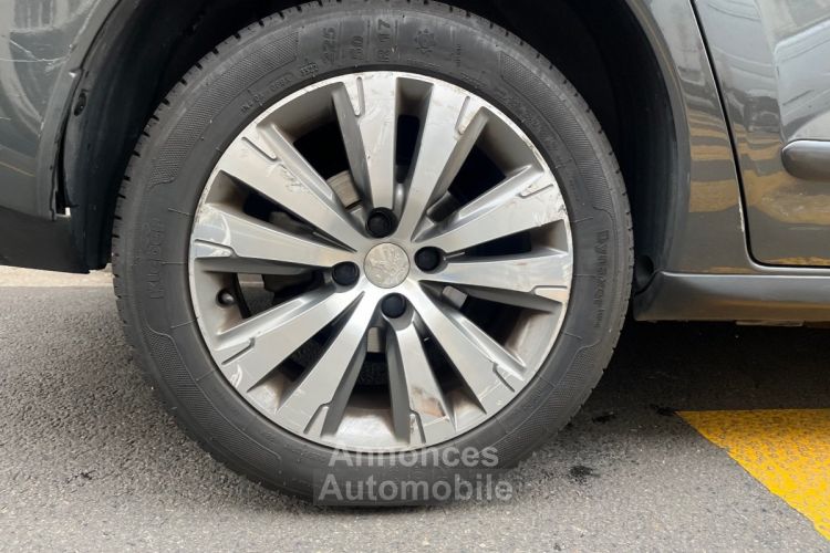 Peugeot 3008 1.2 Puretech 130ch SS BVM6 Active - <small></small> 10.490 € <small>TTC</small> - #14