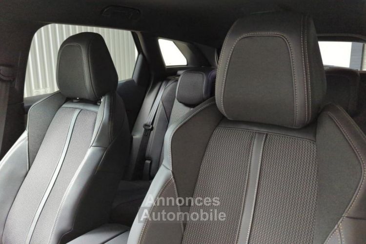 Peugeot 3008 1.2 PURETECH 130CV EAT8 GT + SIEGES CHAUFFANTS GRIS PLATINIUM / TOIT NOIR - <small></small> 27.240 € <small>TTC</small> - #12