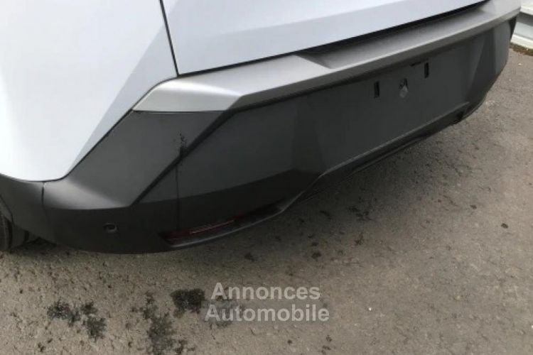 Peugeot 3008 1.2i -136 - BV e-DCS6 III 2024 Allure - <small></small> 33.690 € <small></small> - #19