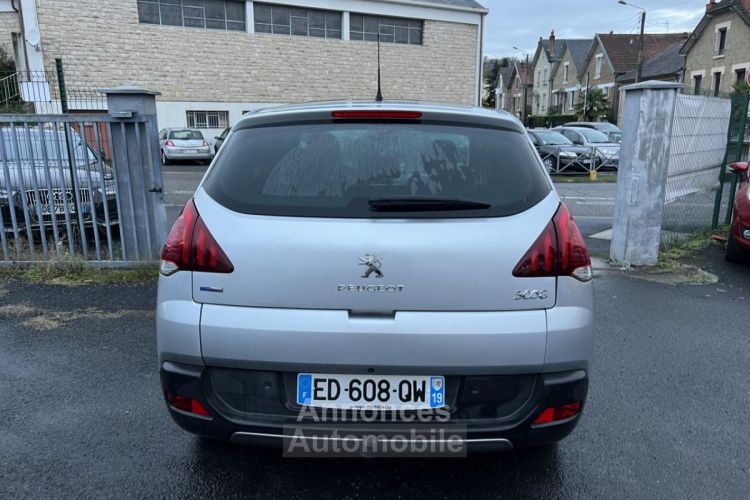 Peugeot 3008 1.2i PureTech S&S - 130 Allure Gps + Clim + Attelage - <small></small> 12.990 € <small>TTC</small> - #4