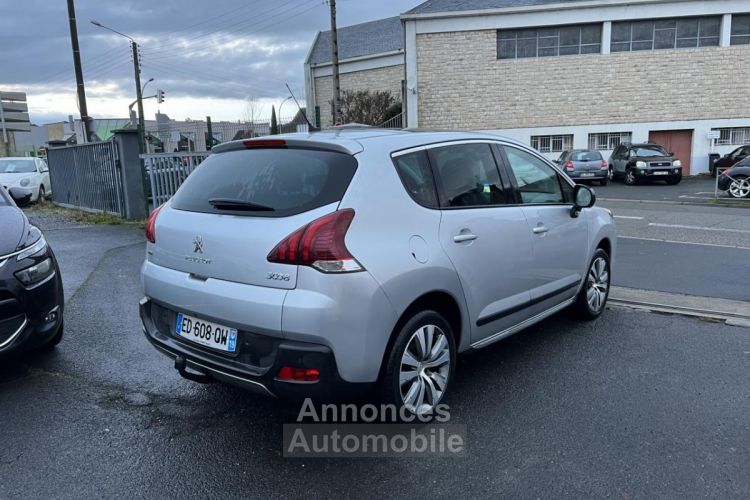 Peugeot 3008 1.2i PureTech S&S - 130 Allure Gps + Clim + Attelage - <small></small> 12.990 € <small>TTC</small> - #5