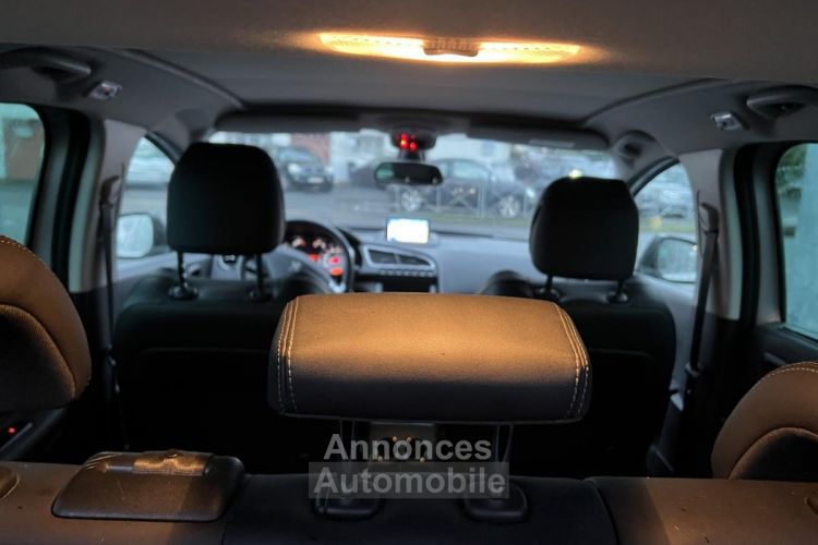 Peugeot 3008 1.2i PureTech S&S - 130 Allure Gps + Clim + Attelage - <small></small> 12.990 € <small>TTC</small> - #10