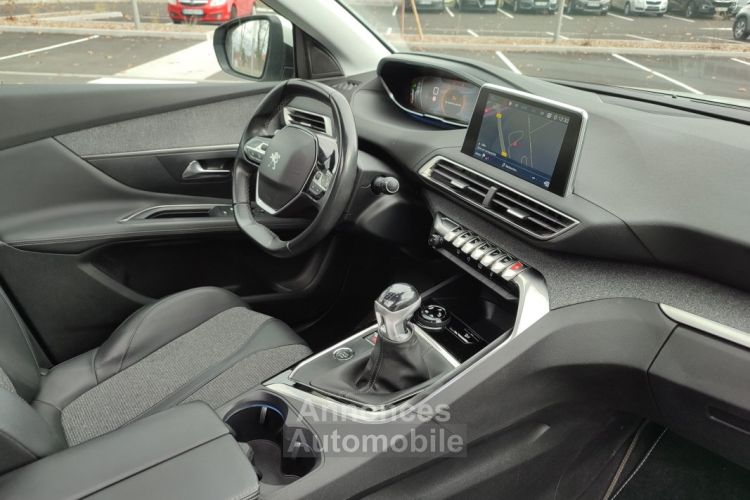 Peugeot 3008 1.2PureTech ALLURE 130ch (Apple CarPlay, Bluetooth,I-cockpit, GPS) - <small></small> 16.990 € <small>TTC</small> - #12