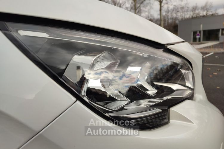 Peugeot 3008 1.2PureTech ALLURE 130ch (Apple CarPlay, Bluetooth,I-cockpit, GPS) - <small></small> 16.990 € <small>TTC</small> - #35