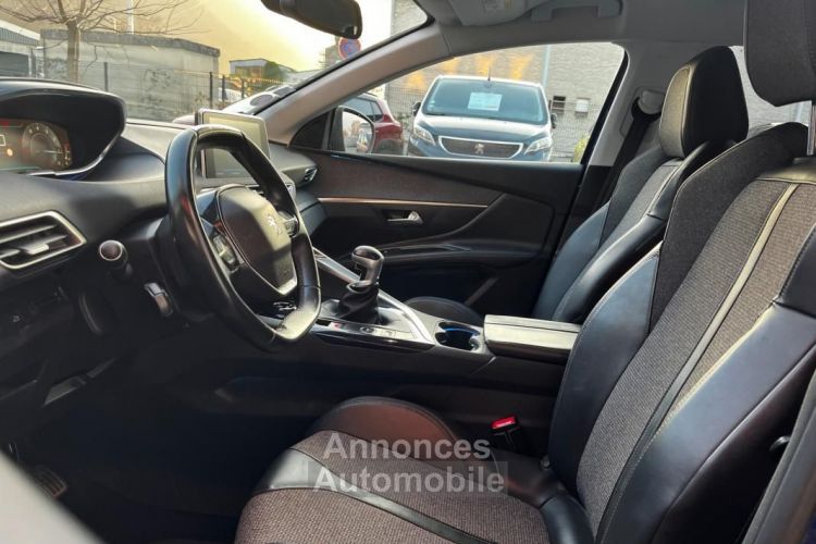 Peugeot 3008 130CH ALLURE BUSINESS APPLE CARPLAY + CAMÉRA DE RECUL 1ÈRE MAIN TVA RECUPERABLE ... - <small></small> 12.990 € <small>TTC</small> - #12