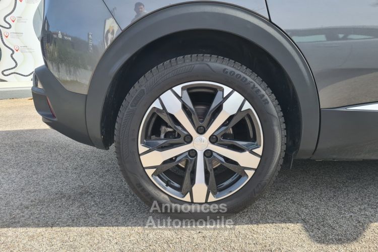 Peugeot 3008 1.5 Blue HDi 130 GT EAT8 - 2022 - - <small></small> 27.990 € <small>TTC</small> - #18