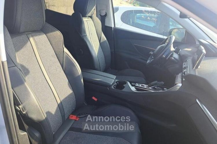 Peugeot 3008 1.5 BlueHDi 130 Allure EAT8 - <small></small> 22.990 € <small>TTC</small> - #3