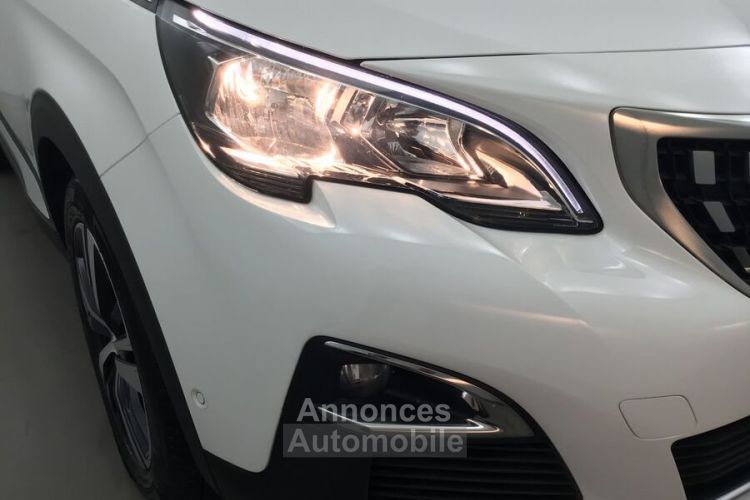 Peugeot 3008 1.5 BlueHDi 130 Allure EAT8 - <small></small> 22.990 € <small>TTC</small> - #25