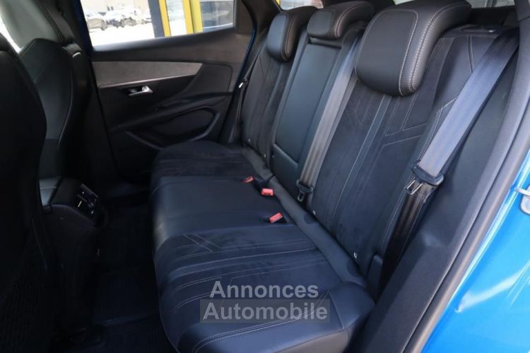 Peugeot 3008 1.5 BLUEHDI 130 CH GT + CARPLAY CAMERA DE RECUL SIEGES AV CHAUFFANTS - <small></small> 19.989 € <small>TTC</small> - #17