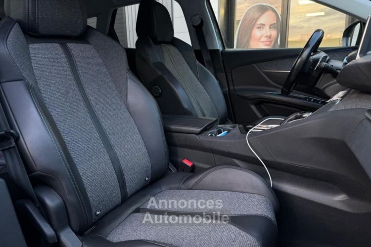 Peugeot 3008 1.5 BLUEHDI 130CH ALLURE APPLE CARPLAY MOTEUR NEUF - <small></small> 18.480 € <small>TTC</small> - #13