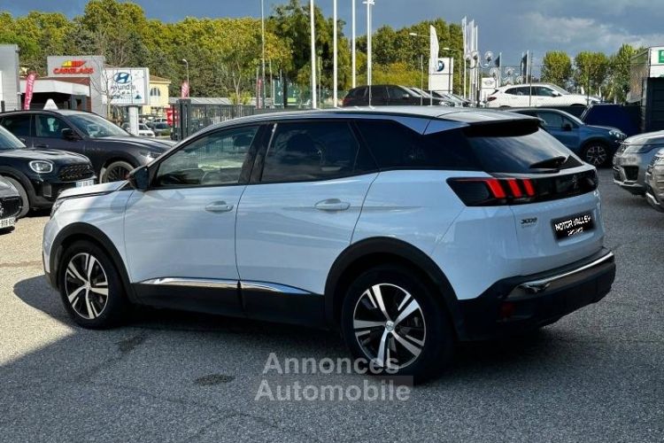 Peugeot 3008 1.5 BlueHDi 130ch S&S Allure EAT8 - <small></small> 23.900 € <small>TTC</small> - #3